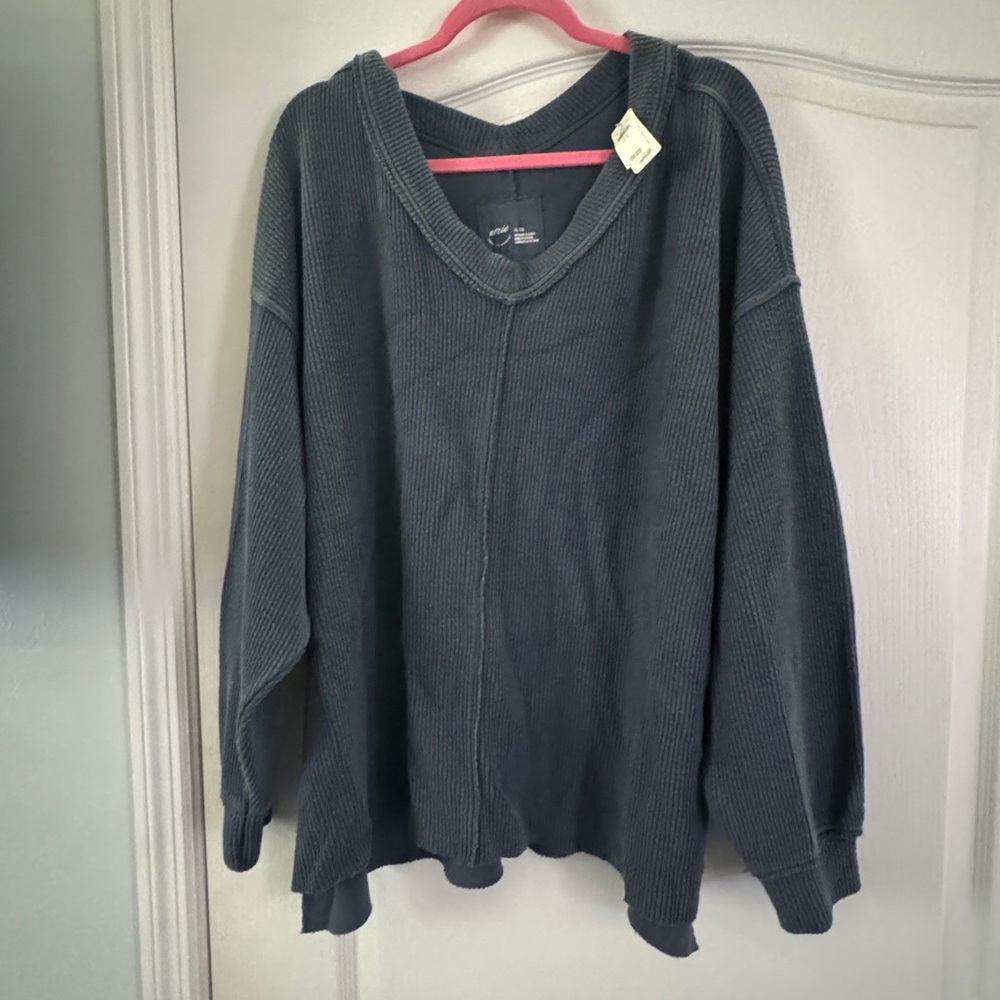 Aerie faded Blue V-Neck Sweater with Relaxed Fit